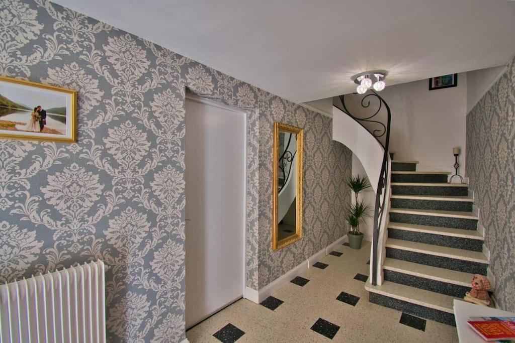 Maison De Charme Centre Lezignan-C. Avec Terrasse Villa Bagian luar foto